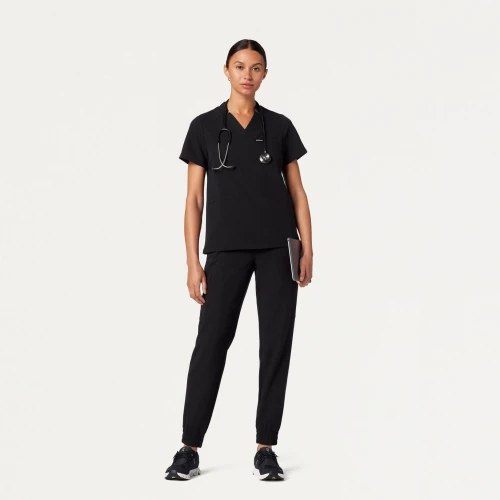 F_PDP_W10002_HELIA_SCRUB_TOP_BLK_2_1.jpg