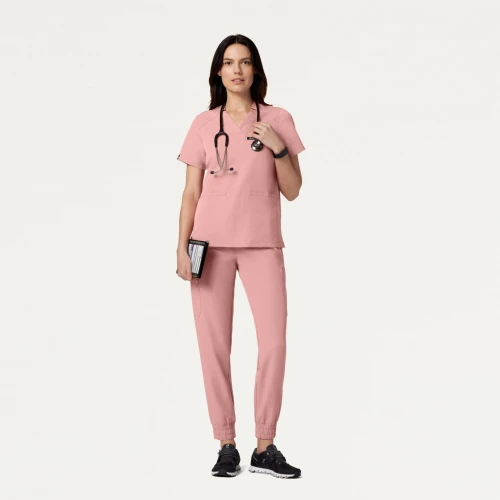 F_PDP_W10002_HELIA_SCRUB_TOP_MVE_2_1.jpg