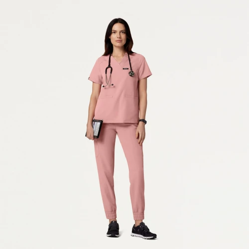 F_PDP_W10002_HELIA_SCRUB_TOP_MVE_2_2.jpg