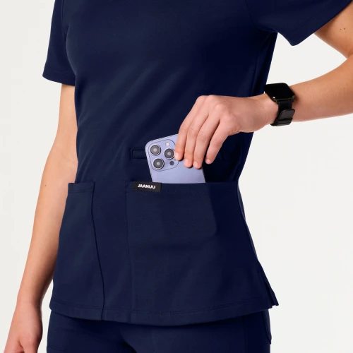 F_PDP_W30014_KASS_TAILORED_SCRUB_TOP_NAV_4.jpg