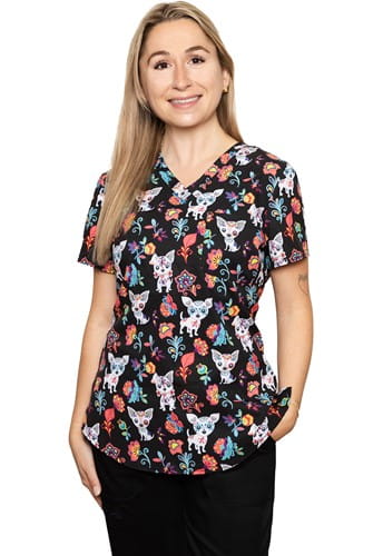 Bluza medyczna damska we wzorki Cherokee Sugar Skull Pups
